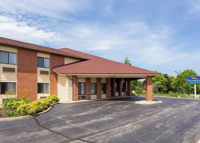 Baymont By Wyndham Harvard