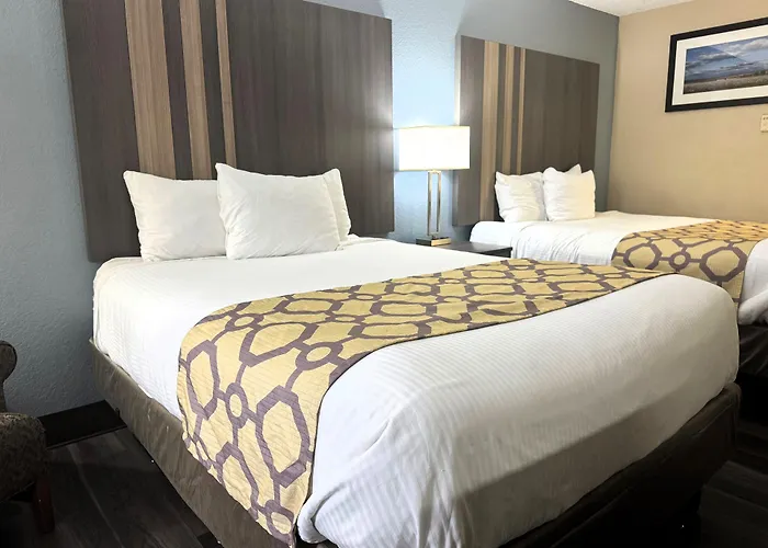 Baymont By Wyndham Tupelo