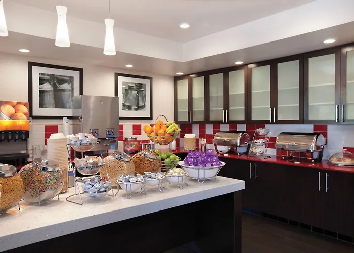 Hampton Inn & Suites Anaheim Garden Grove