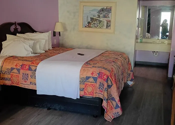 Americas Best Value Inn & Suites Slidell