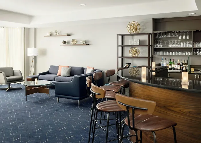 Courtyard By Marriott Concord