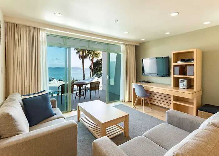 Paihia Beach Resort & Spa Hotel