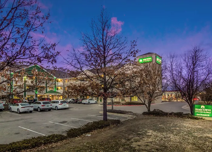 Hometowne Studios By Red Roof Denver - Airport/Aurora