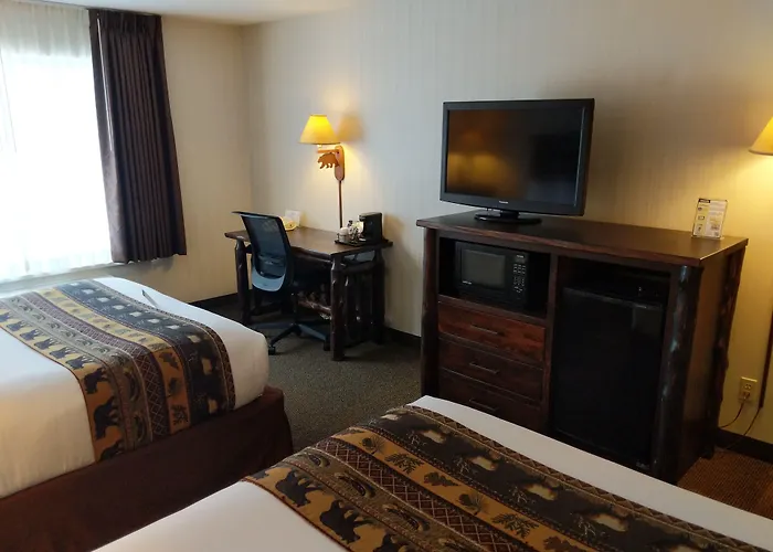 Clubhouse Inn