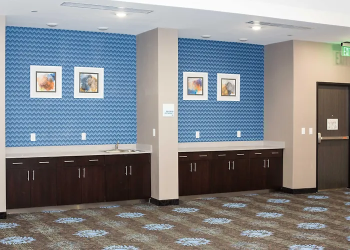 Holiday Inn Express & Suites Oklahoma City Southeast - I-35 By Ihg
