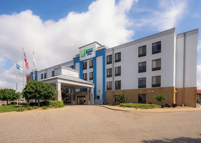 Holiday Inn Express Hotel & Suites Minneapolis - Minnetonka By Ihg