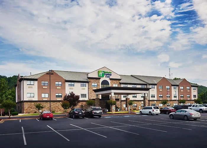 Holiday Inn Express & Suites Birmingham South - Pelham By Ihg