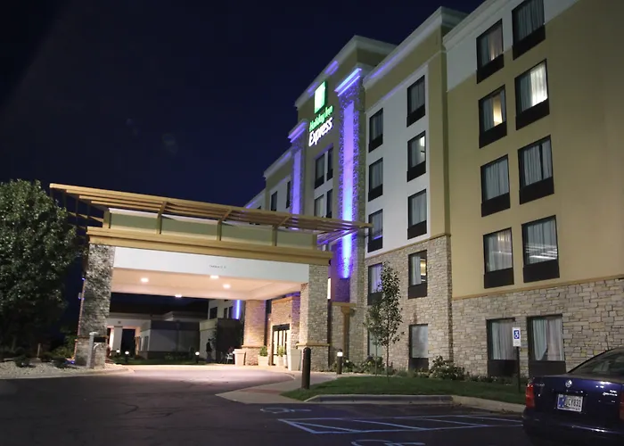 Holiday Inn Express Janesville-I-90 & Us Highway 14 By Ihg