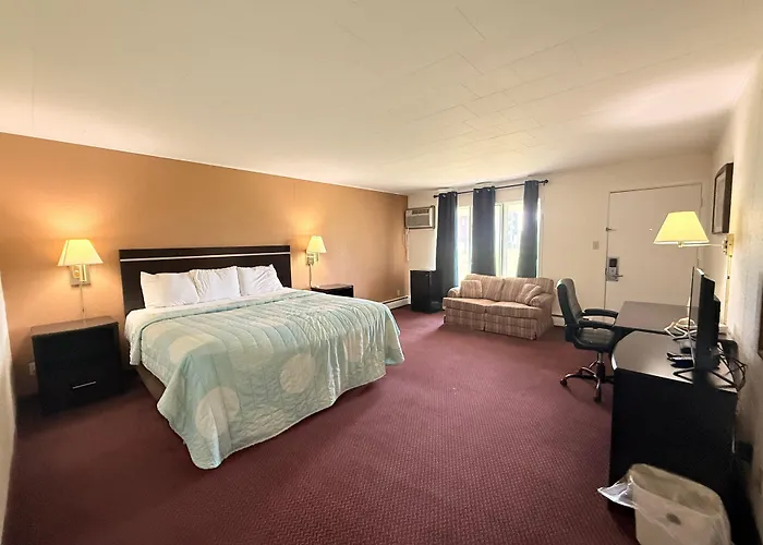 Knights Inn Kirksville