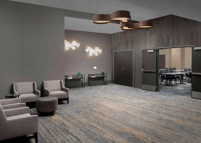Delta Hotels By Marriott Seattle Everett