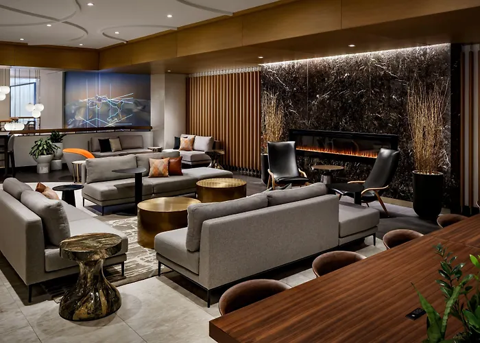 Montreal Marriott Chateau Champlain