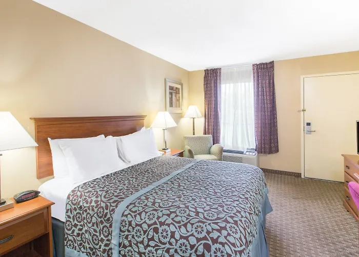 Days Inn By Wyndham Ripley