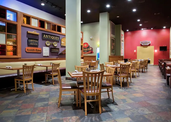 Doubletree By Hilton Norfolk Airport