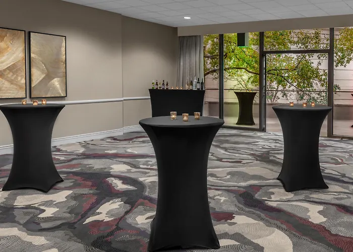 Doubletree By Hilton New Orleans