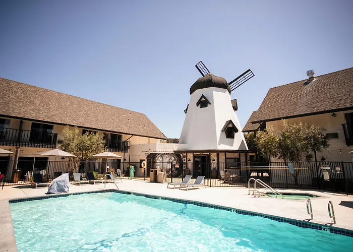 Sideways Inn