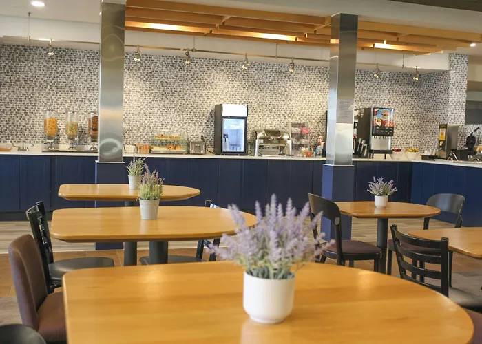 Americinn By Wyndham Brookfield