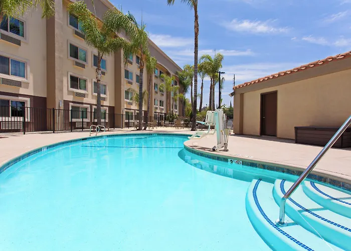 Holiday Inn Express San Bernardino Colton By Ihg