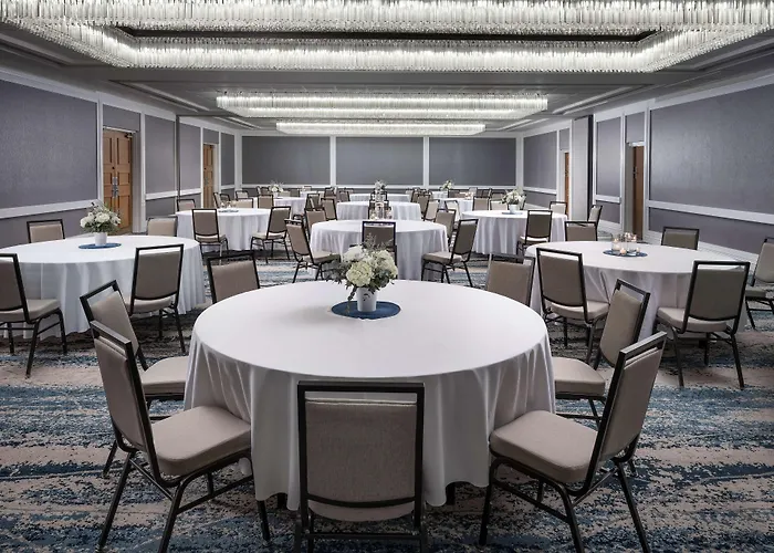 Embassy Suites By Hilton Tucson East