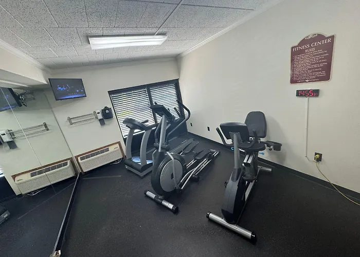 Ramada By Wyndham Newark/Wilmington