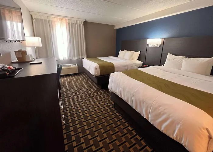 Days Inn By Wyndham Hurstbourne