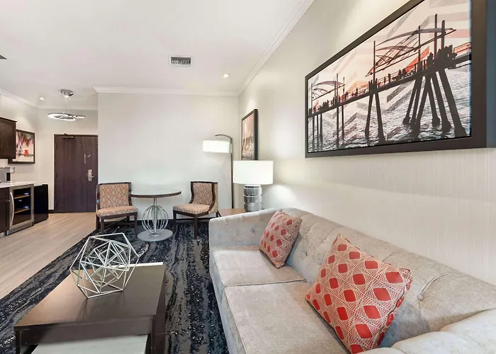 Best Western Plus Redondo Beach Inn