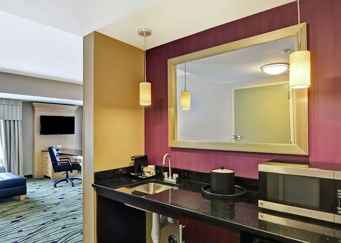 Hampton Inn & Suites Crabtree Raleigh