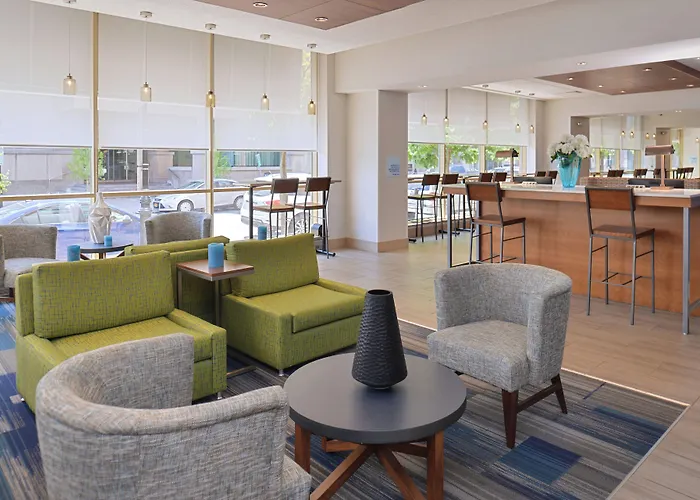 Holiday Inn Express&Suites Buffalo Downtown, NY