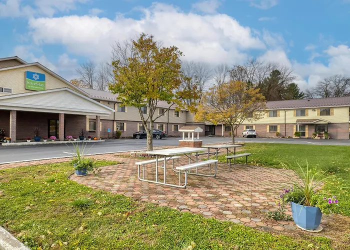 Surestay By Best Western Massena