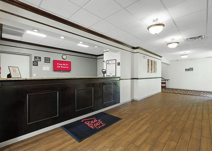 Red Roof Inn Gurnee - Waukegan