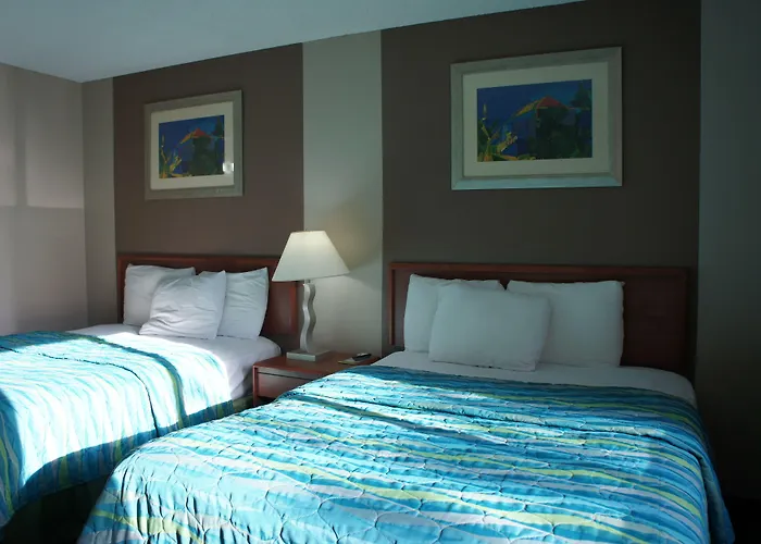 Coratel Inn And Suites Maple Grove