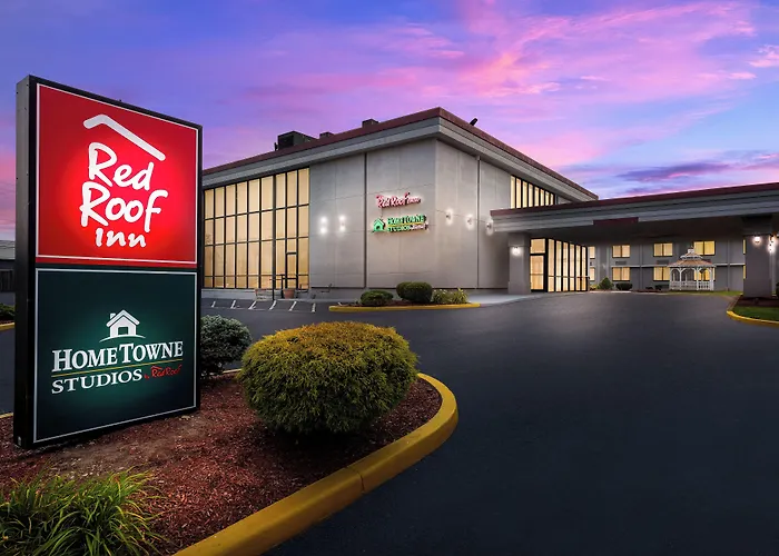 Red Roof Inn Painted Post