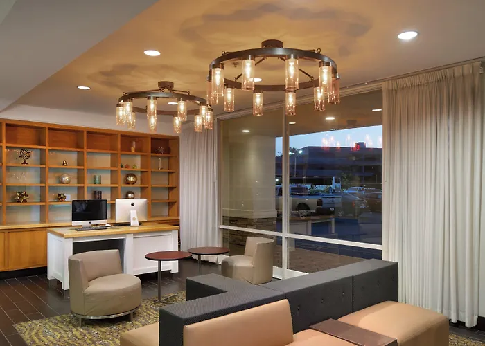 Holiday Inn Clark - Newark By Ihg