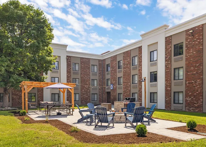 Holiday Inn Express Plattsburgh By Ihg