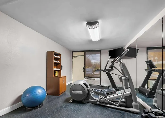 Days Inn By Wyndham Raleigh Midtown