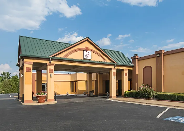 Red Roof Inn Forsyth