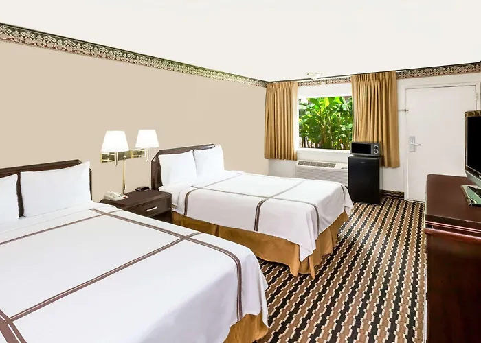 Travelodge By Wyndham Shreveport La