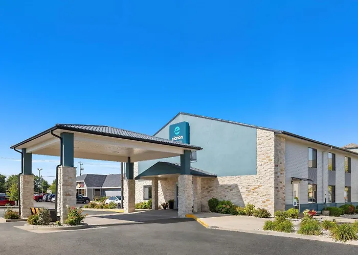 Clarion Pointe Racine - Mount Pleasant