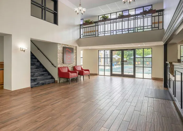 Red Roof Inn & Suites Middleborough