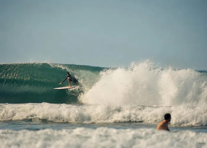 Believe Surf & Yoga Lodge Santa Teresa