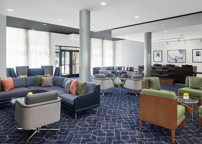 Courtyard By Marriott Jacksonville