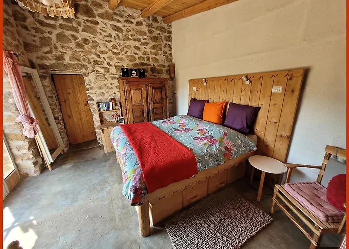 Stazzu La Capretta Farm Camping & Guest Rooms