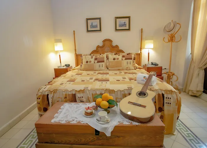 Grand Casa Naranjos, Hospedaje Alteno