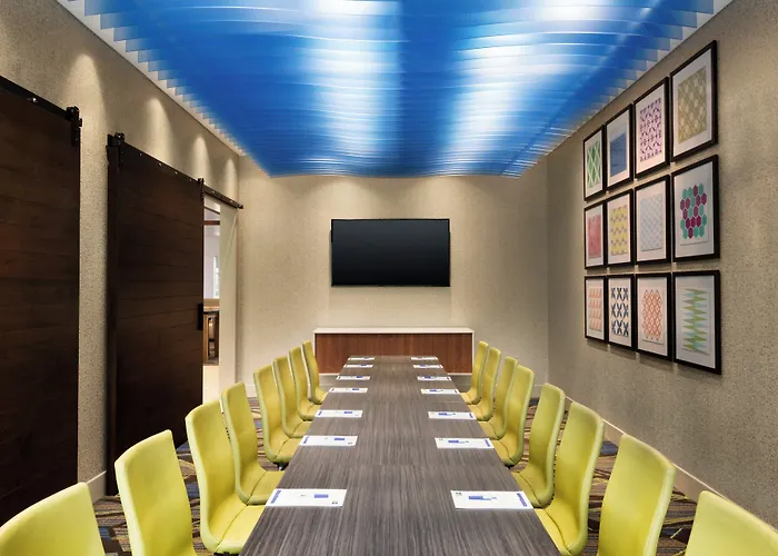 Holiday Inn Express & Suites - Savannah N - Port Wentworth By Ihg