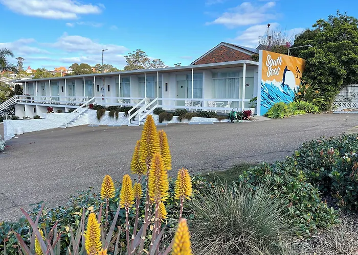 South House Hotel