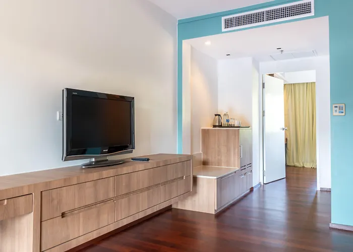 Radisson Resort And Suites Phuket