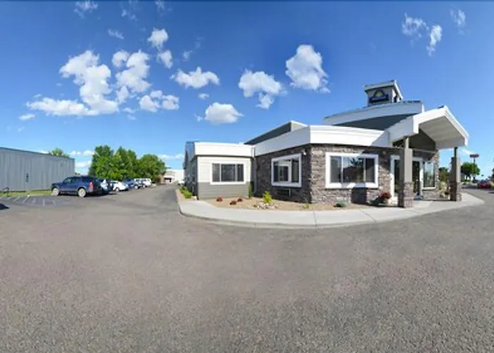 Days Inn By Wyndham Bismarck
