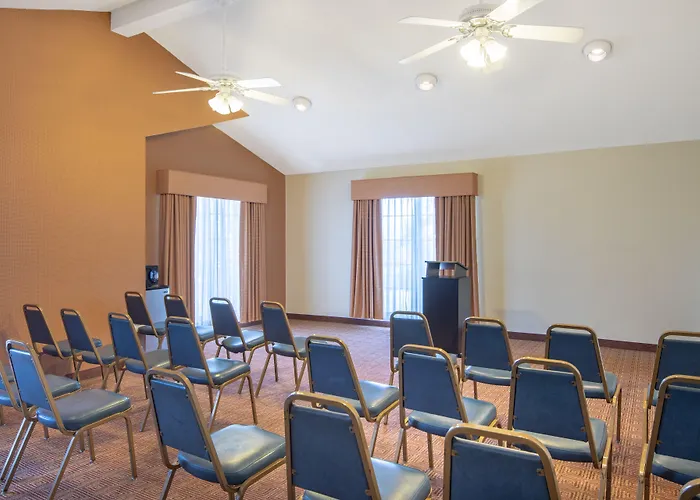 Budget Inn&Suite Atlanta Marietta Stadium