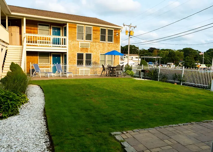 Innseason Resorts Harborwalk