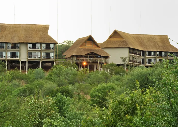 Victoria Falls Safari Club