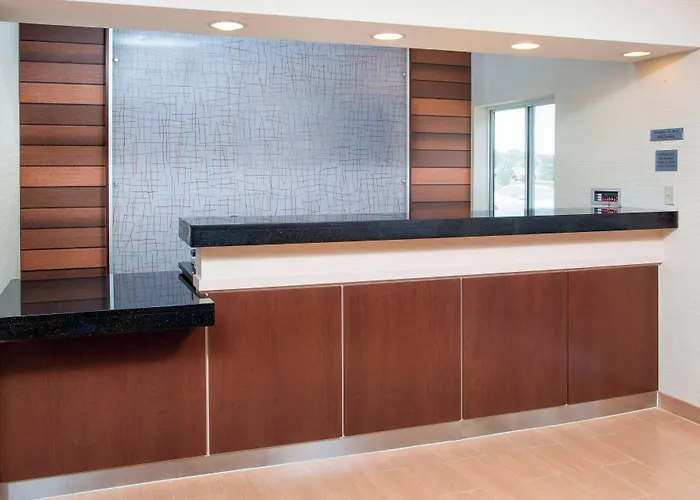 Fairfield Inn & Suites By Marriott Quincy